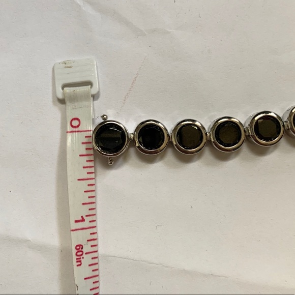 ❌ Black jeweled bracelet - Picture 5 of 5